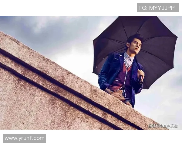 足球传奇之路：从草根到巨星的辉煌历程与心路历程