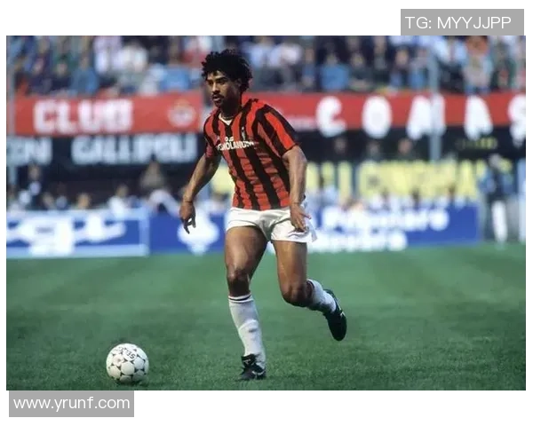 远古球星足坛传奇：回顾那些改变足球历史的伟大人物